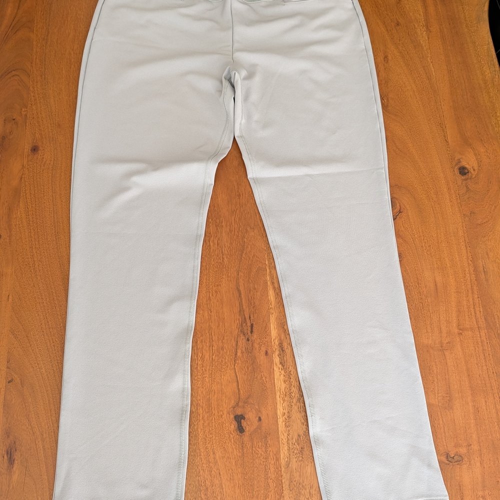 Puma Light Gray Activewear - Picture 7 of 7